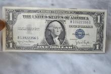 1935-D $1 Silver Certificate Dollar Note