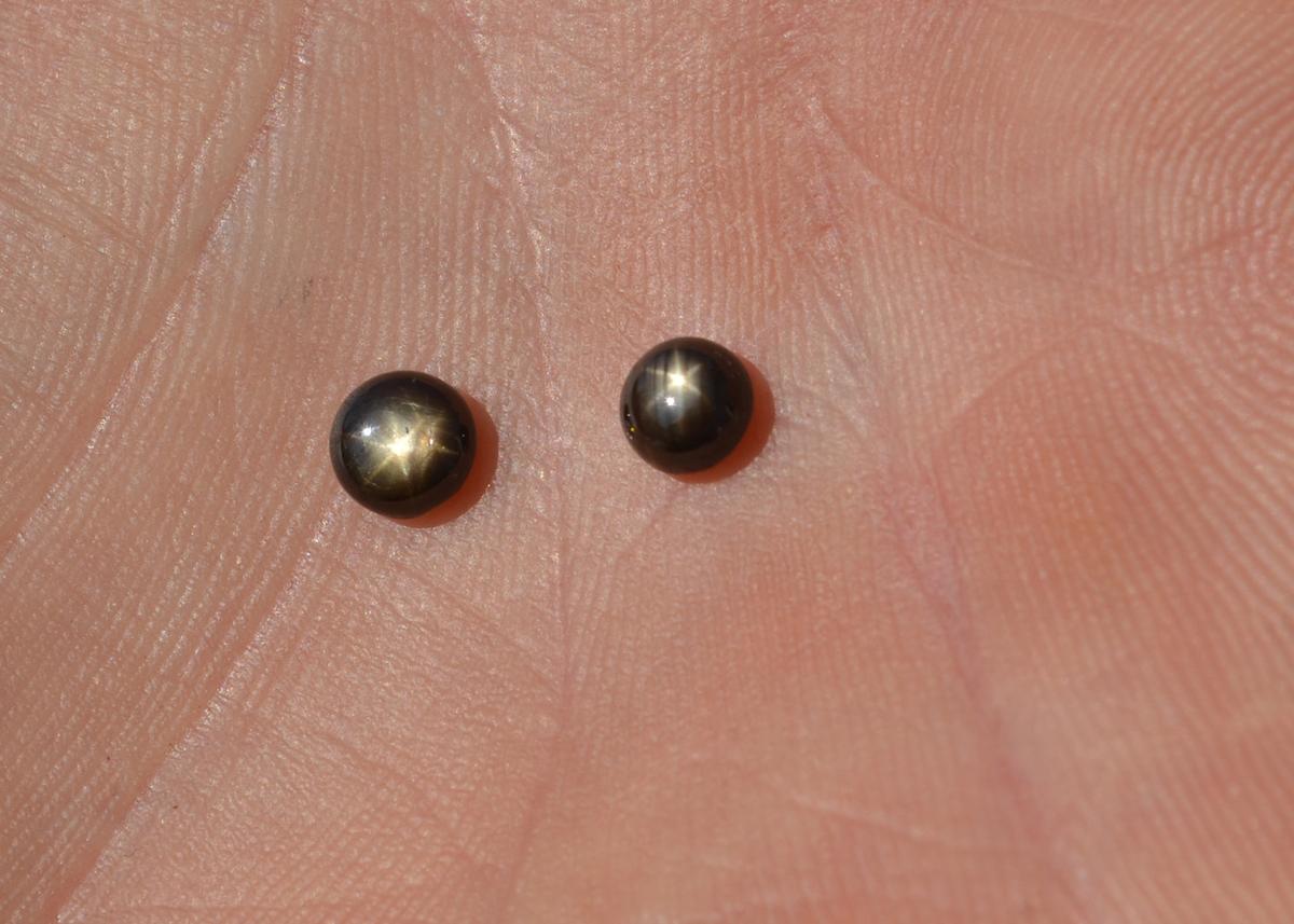 1.86 Carat Matched Pair of Star Sapphire