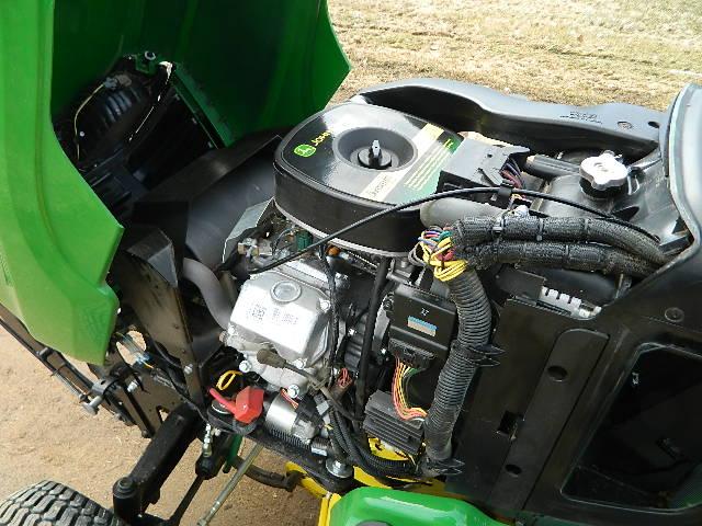 2015 John Deere X730 Riding Lawn Tractor