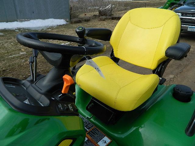 2015 John Deere X730 Riding Lawn Tractor