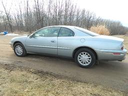 1995 Buick Riviera 2 Dr.