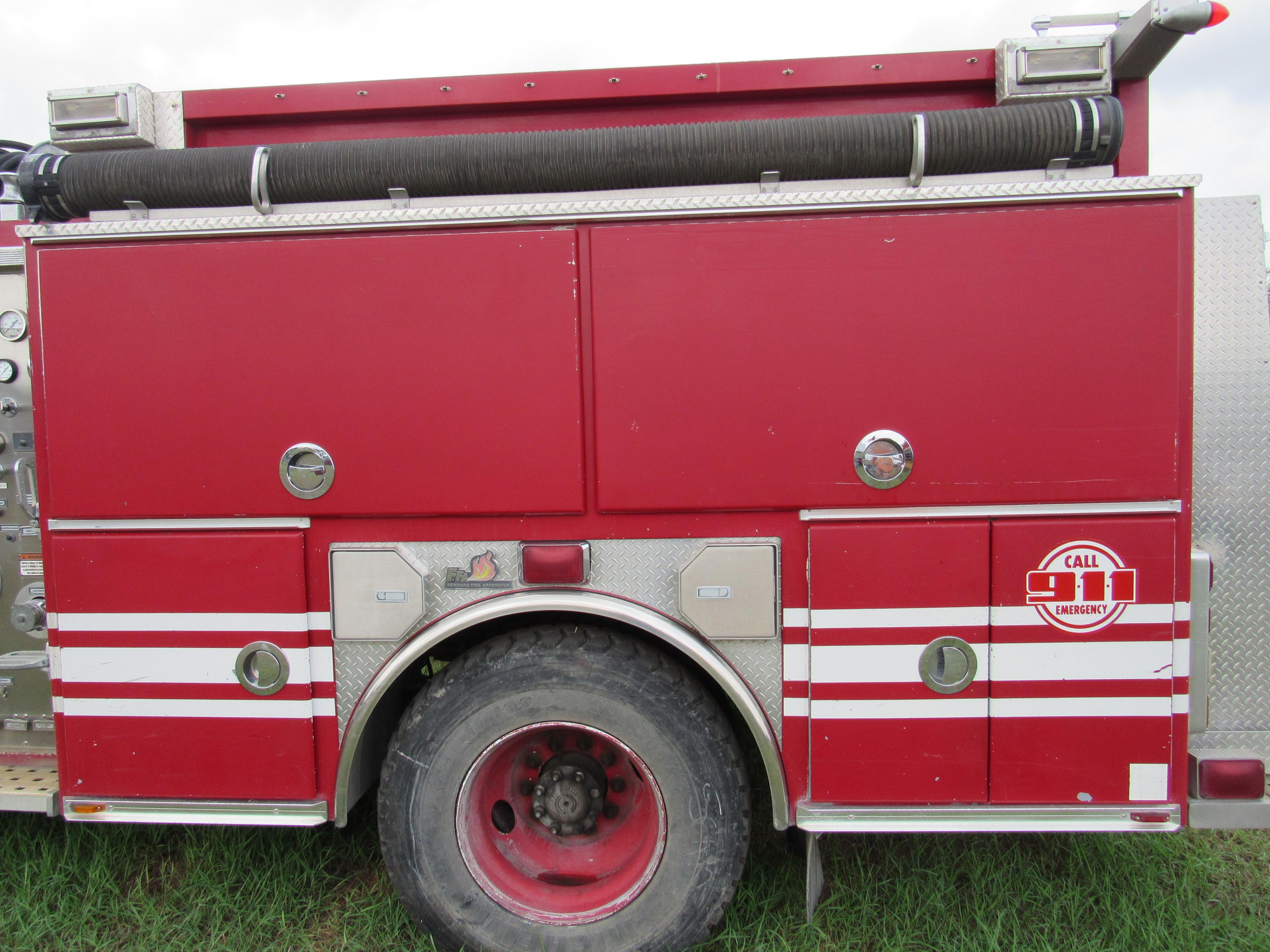 2005 International 7400 DT-570 Fire Truck