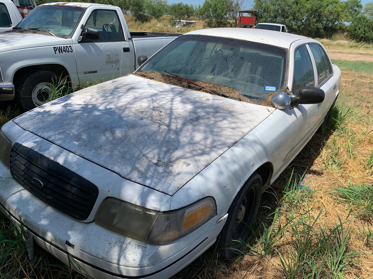 1999 Ford Crown Victoria