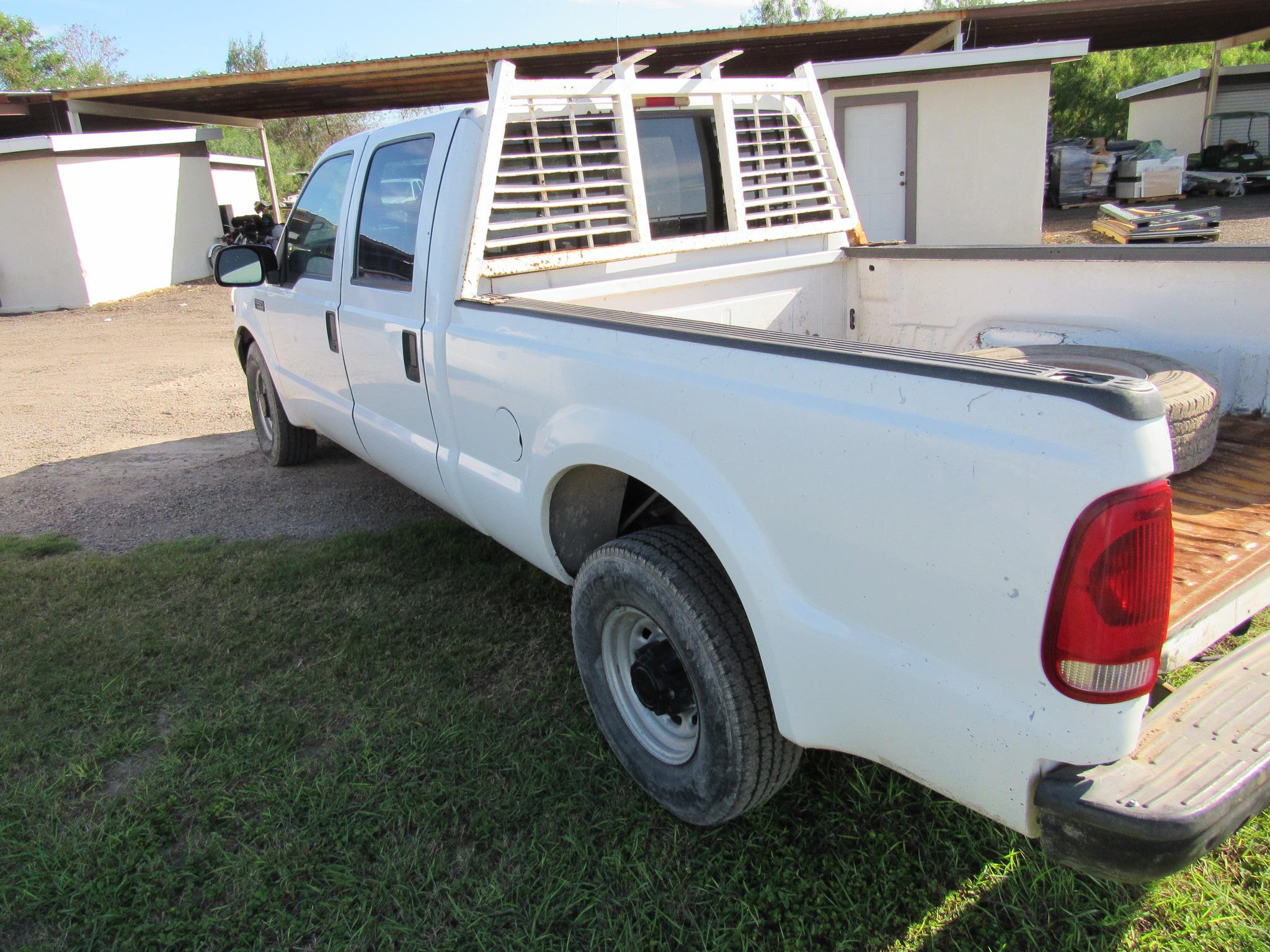 2000 Ford F-250 Crew Cab XL