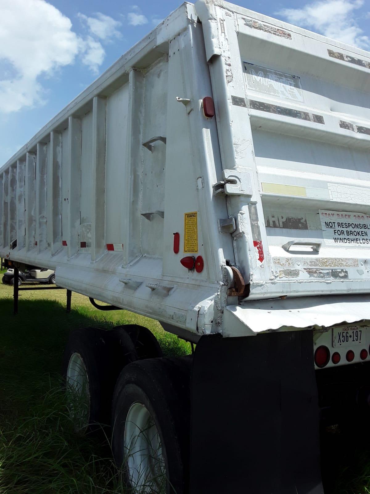 1995 Mate End Dump Trailer