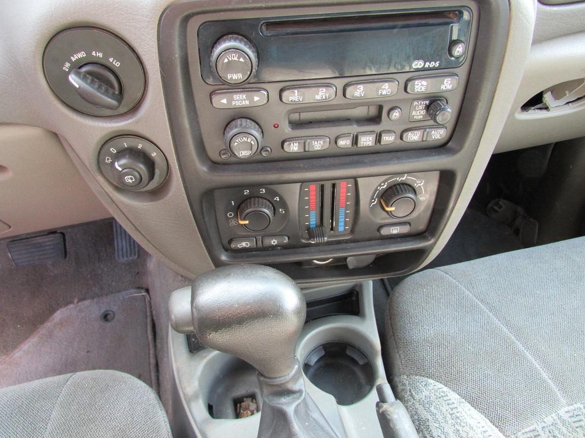 2003 Chevy Trailblazer Blue