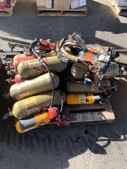 GROUP OF AIR PACKS OXYGEN TANKS