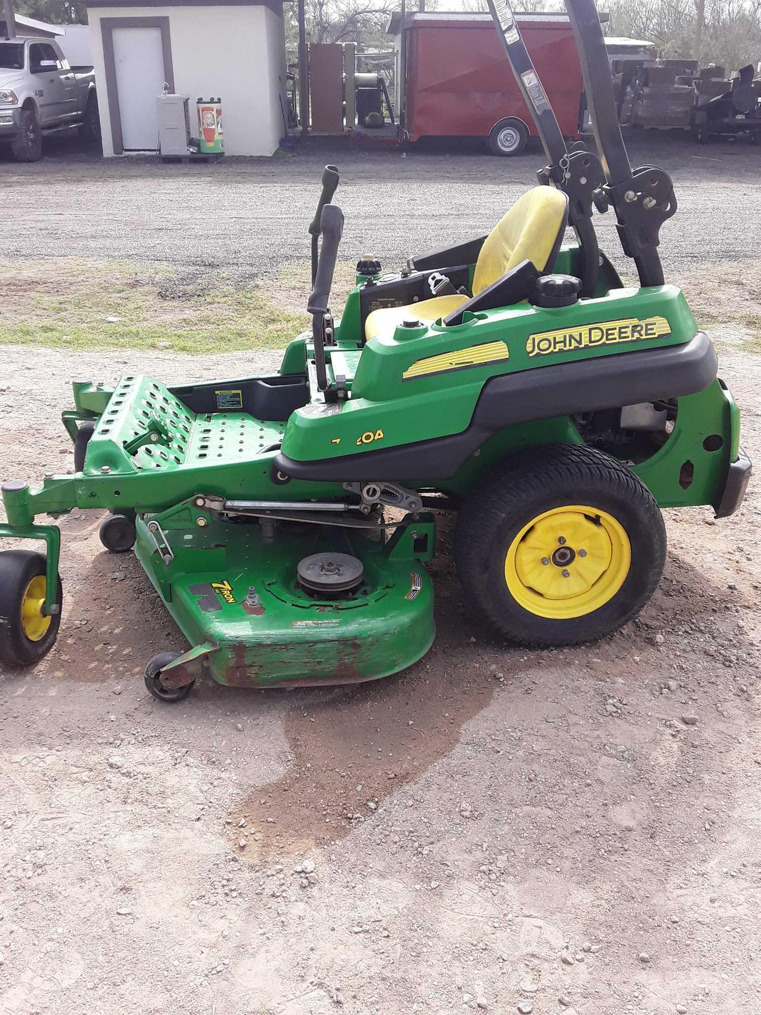 Z520A JD Zero Turn Mower, 25hp 60" Deck, Srl# TC520AE011013