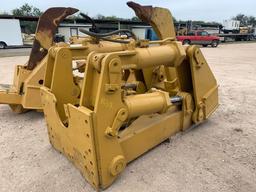 Caterpillar D9 4-Barrel Ripper with Single Shank & Bracket