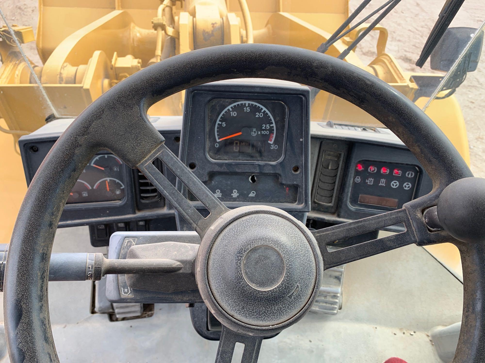 2000 CATERPILLAR 962G WHEEL LOADER