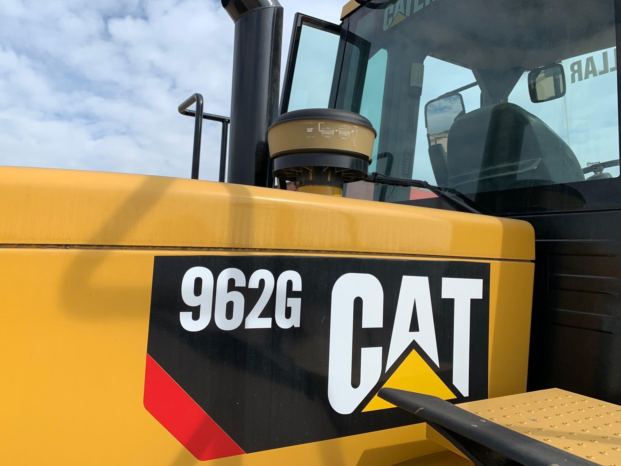 2000 CATERPILLAR 962G WHEEL LOADER