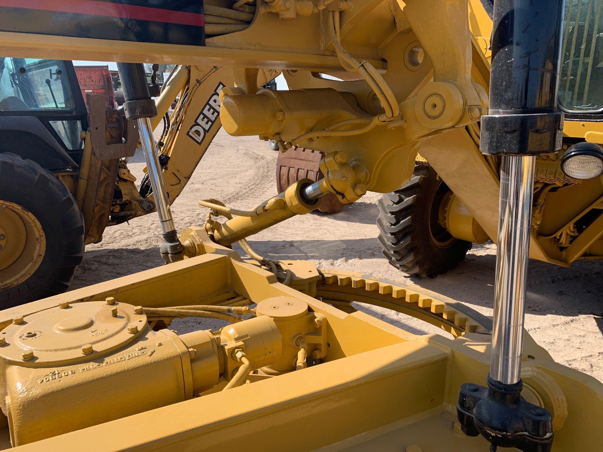 LATE MODEL CATERPILLAR 140G MOTORGRADER