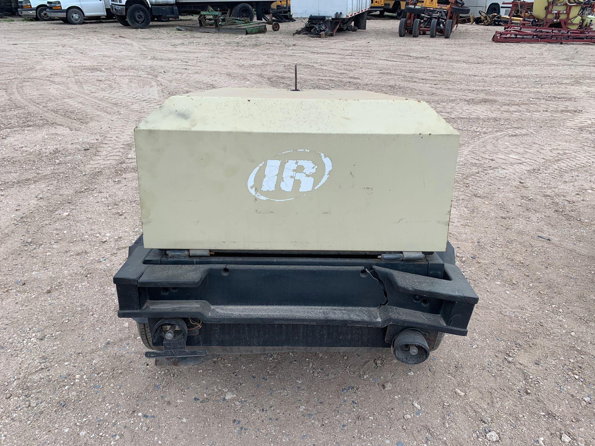 2000 INGERSOLL RAND COMPRESSOR 650