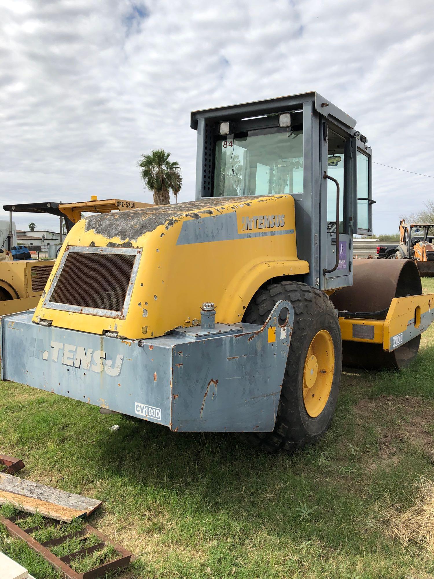 2004 Intensus CV100D Vibratory Compactor