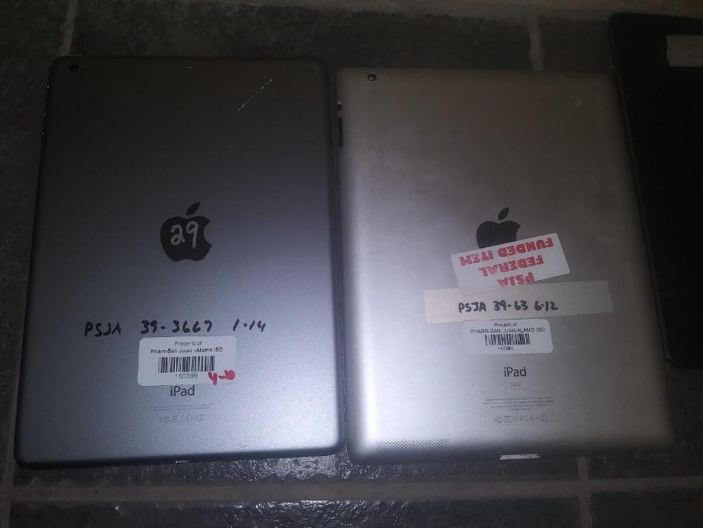 (2) HP Elite Pads w/Keyboards, (4) IPADS