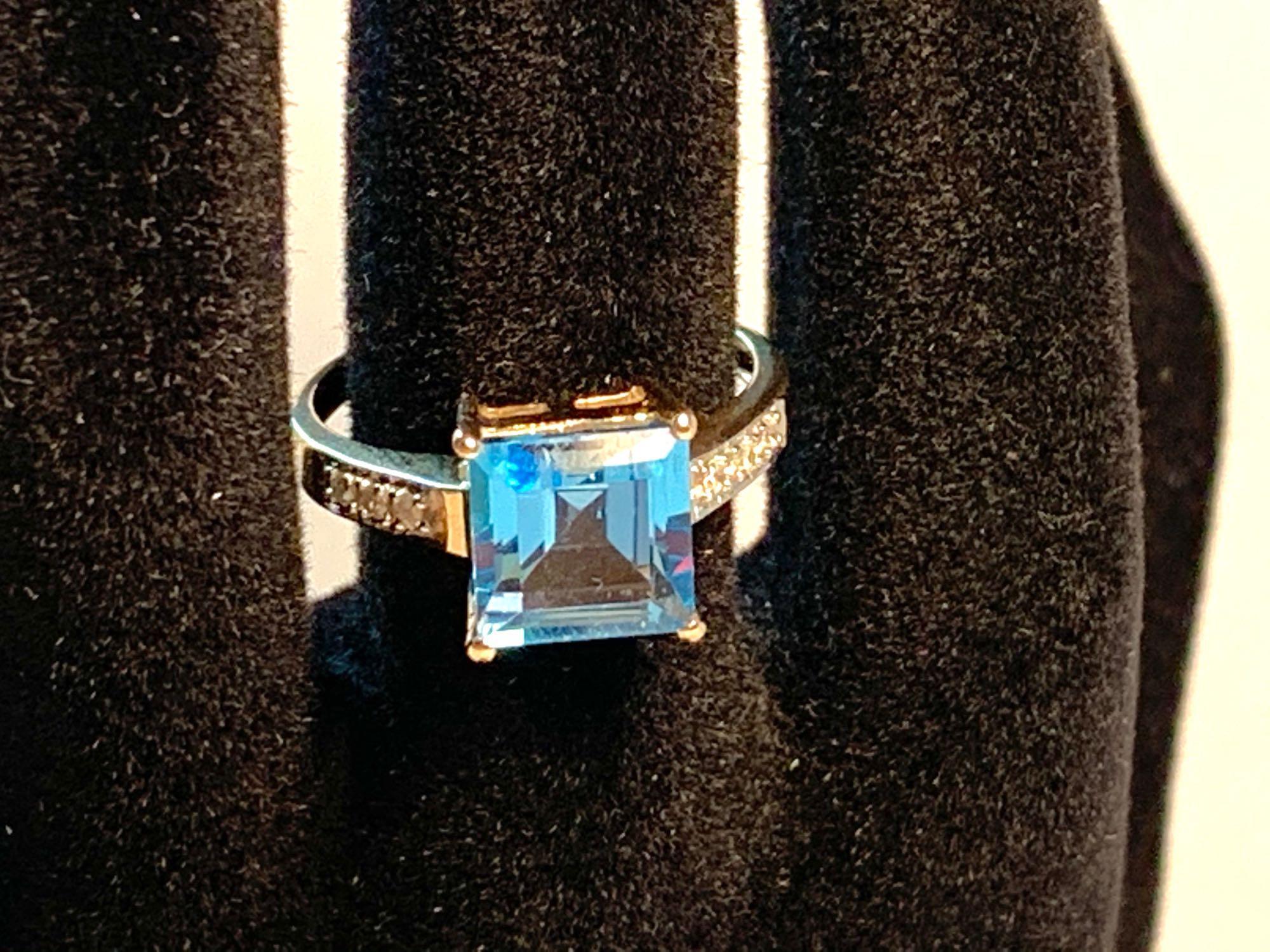 GORGEOUS WOMEN 10K SOLID YELLOW GOLD 3 CTW SWISS BLUE TOPAZ AND DIAMONDS SIZE 7 DESIGNER RING