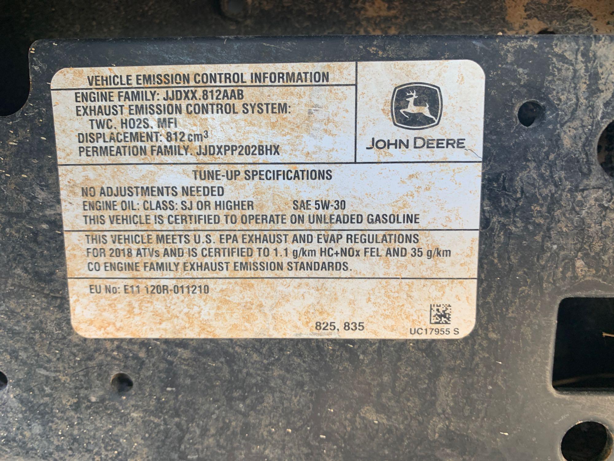 2018 John Deere Gator 4x4 XUV 825M S4
