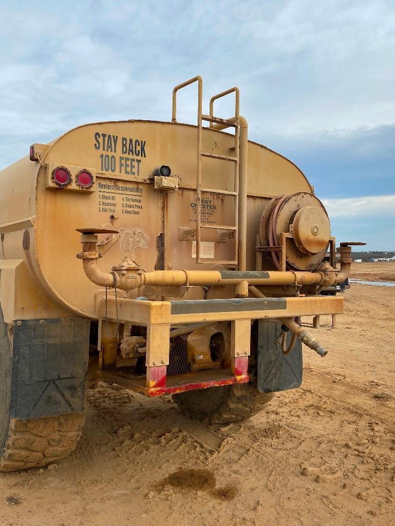 1998 CAT D25D Articulated Water Truck