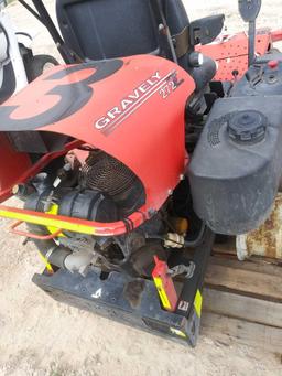 Gravely 272 Z Zero Turn Mower, Srl# 001501, Hrs: 1,741