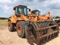 2006 Doosan 200-V Wheel Loader, with Brush Loader Attachment, Srl# DHKHLSQ0E65001310