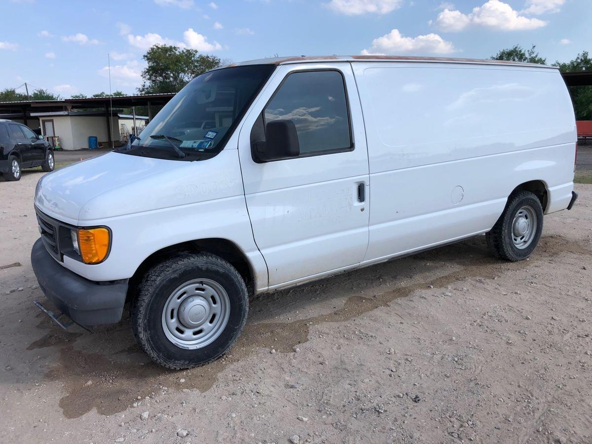 2004 Ford Econoline Cargo Van E-150, VIN # 1FTRE14L84HB29680