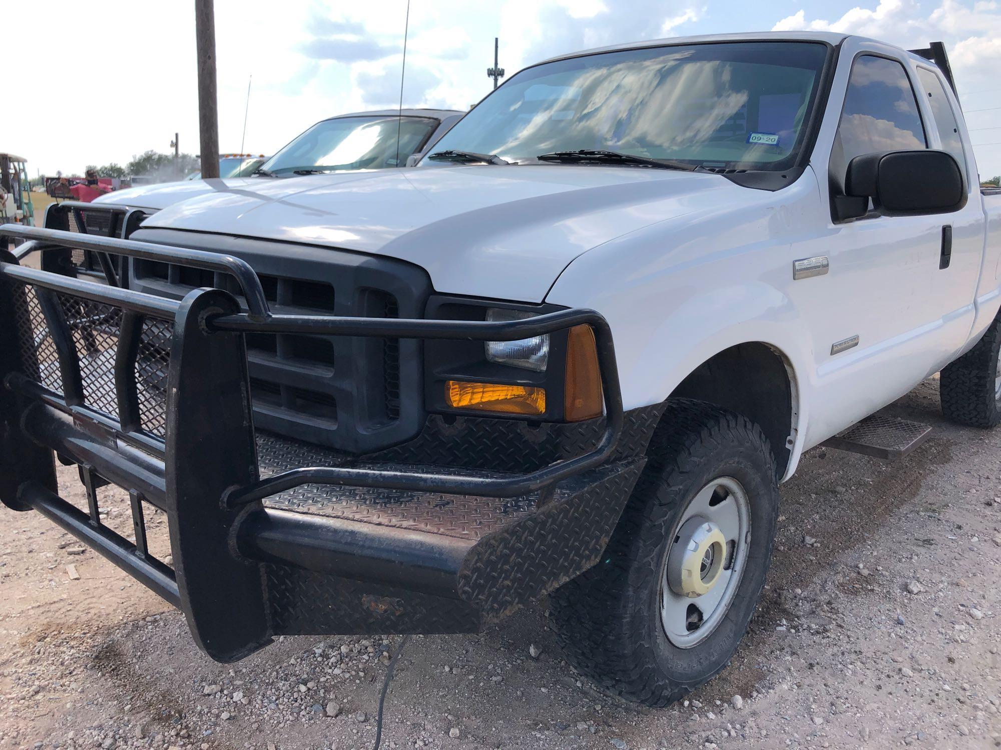 2006 Ford F-250 4x4 Pickup Truck, Ext. Cab, VIN # 1FTSX21P56EA60556