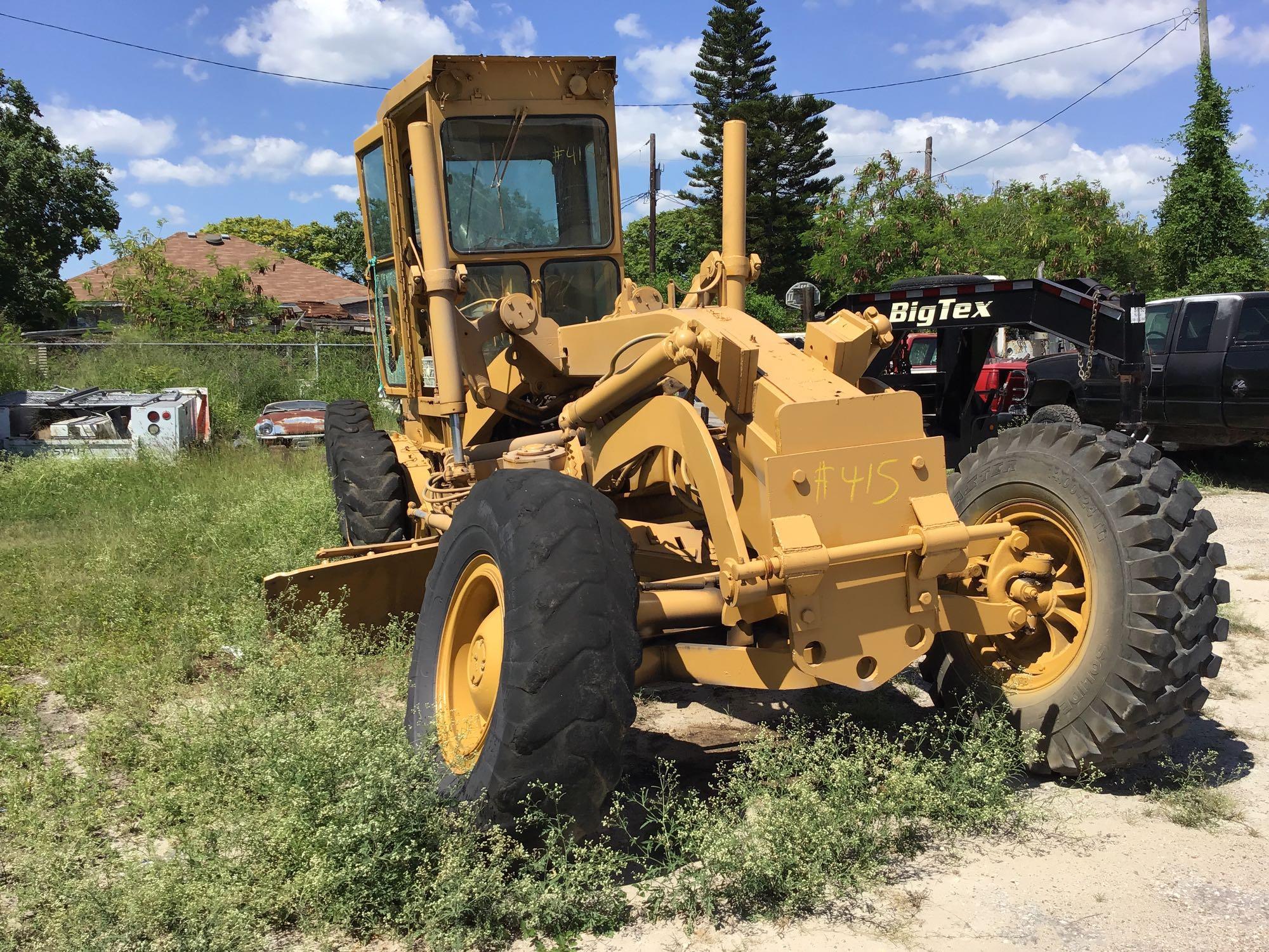 Gallion Motorgrader, Model# T500M, Srl# IC-09169