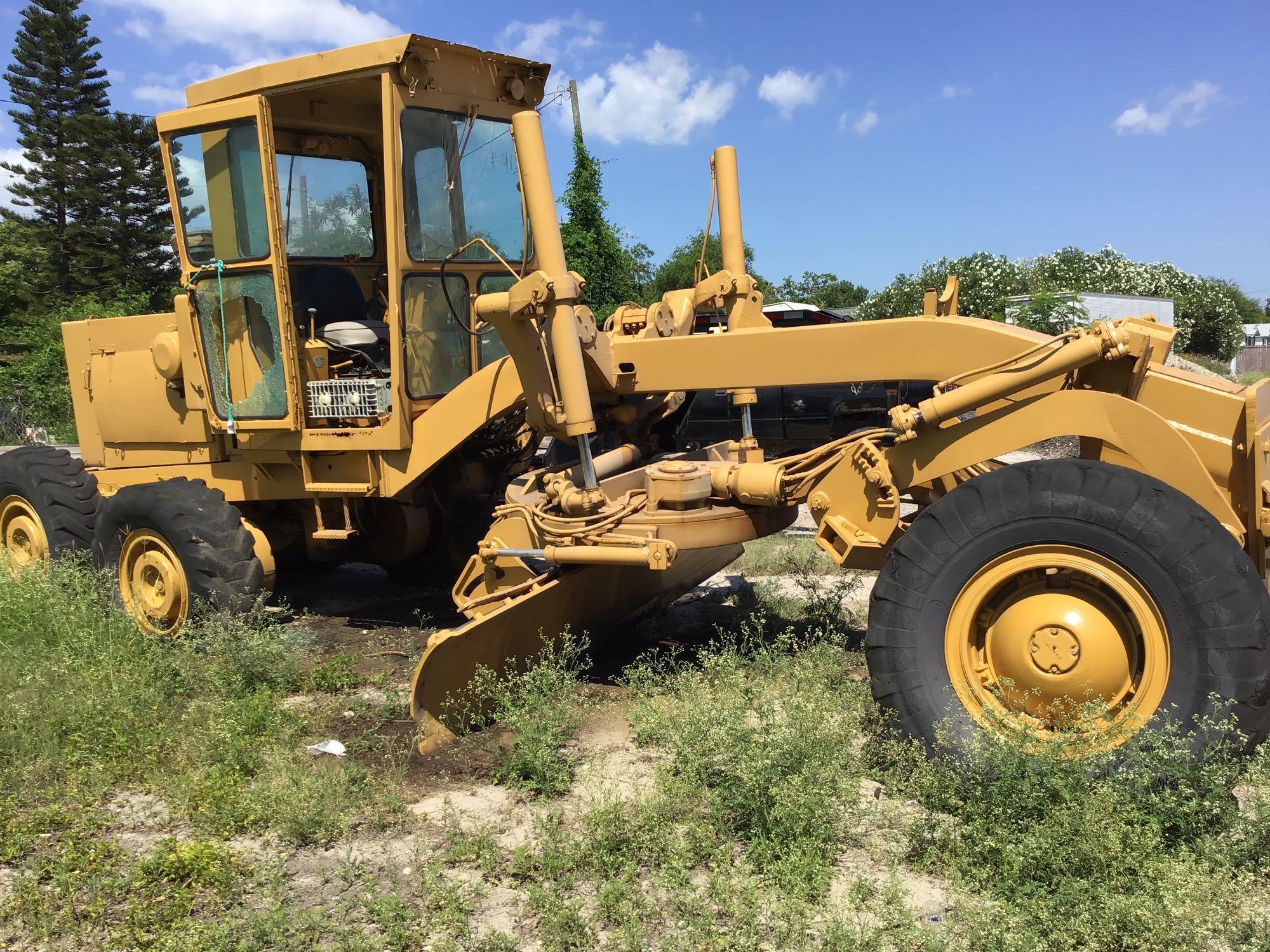 Gallion Motorgrader, Model# T500M, Srl# IC-09169