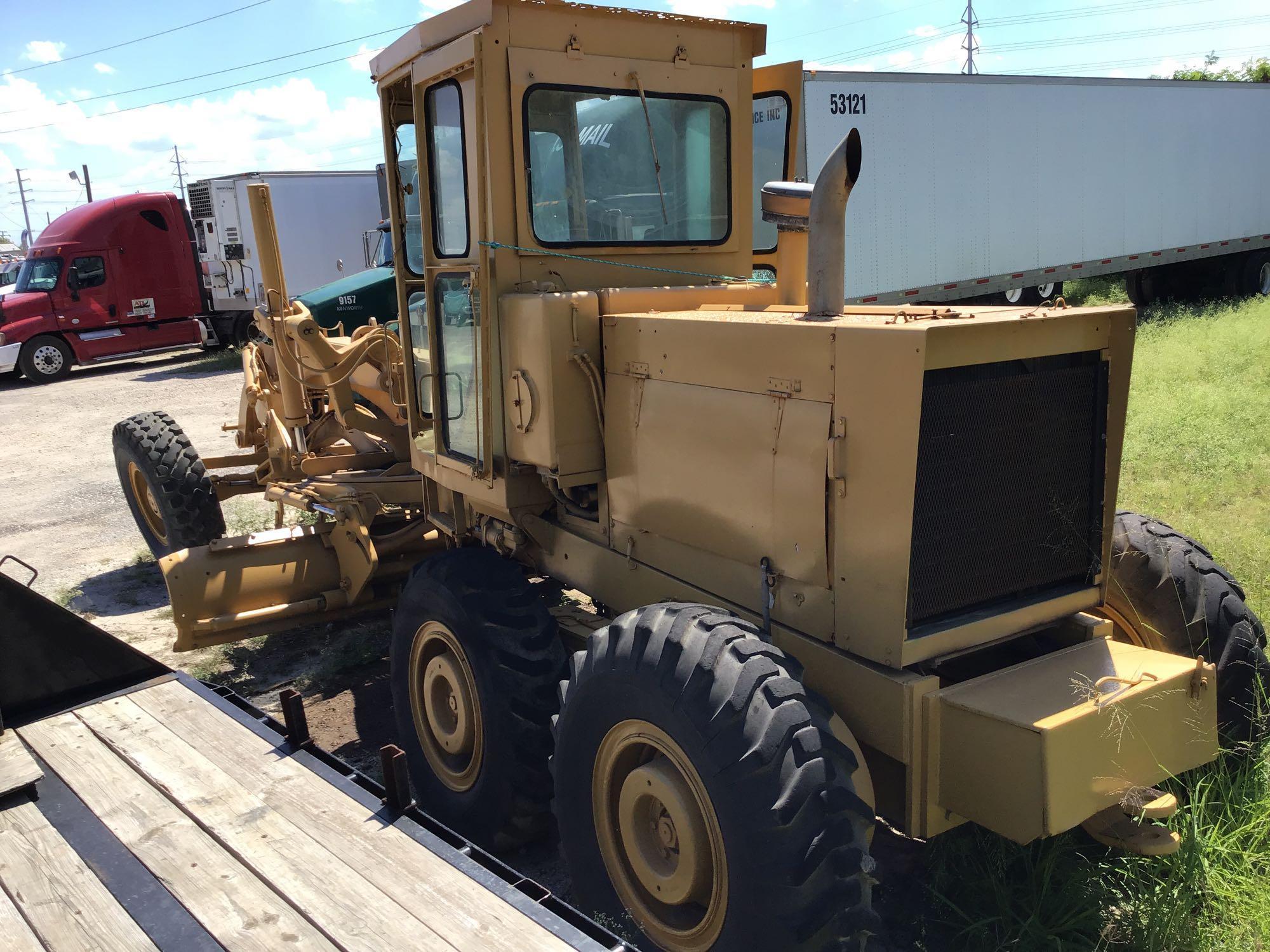 Gallion Motorgrader, Model# T500M, Srl# IC-09169