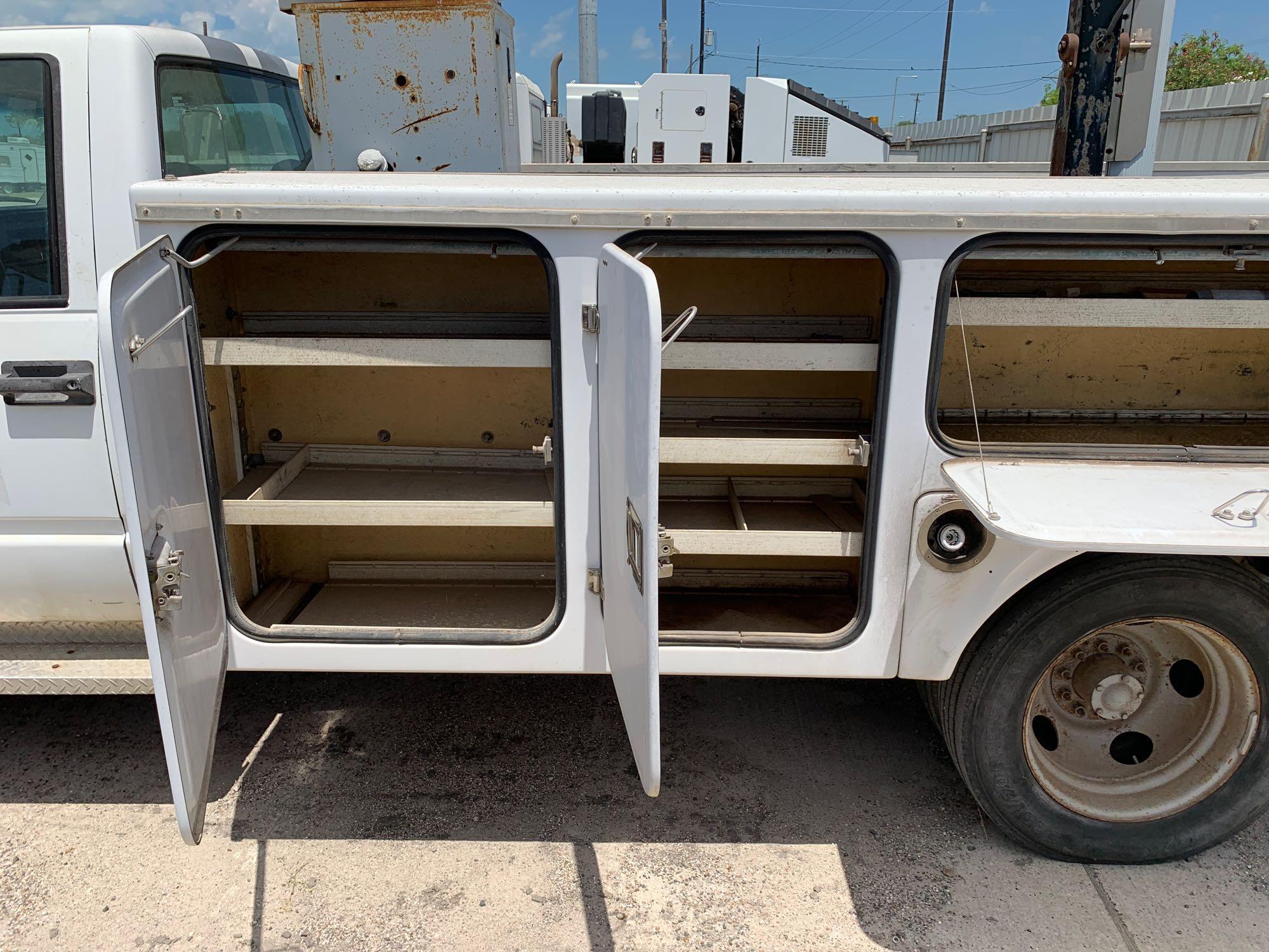 2001 GMC 3500 Sierra Pickup Bucket Truck, VIN # 3GDKC34G31M108373