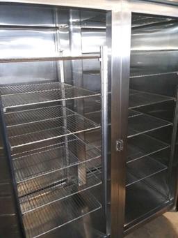 (1)Hobart Double Door Pass Thru Food Warmer