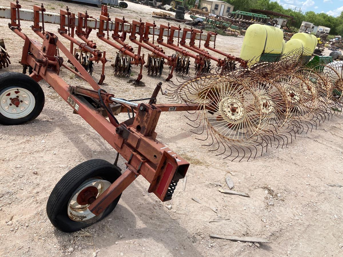 H and S V-12 Hay Rack(12-Wheels)