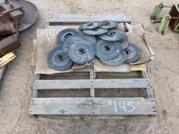 Pallet w/Planter Seed Plates