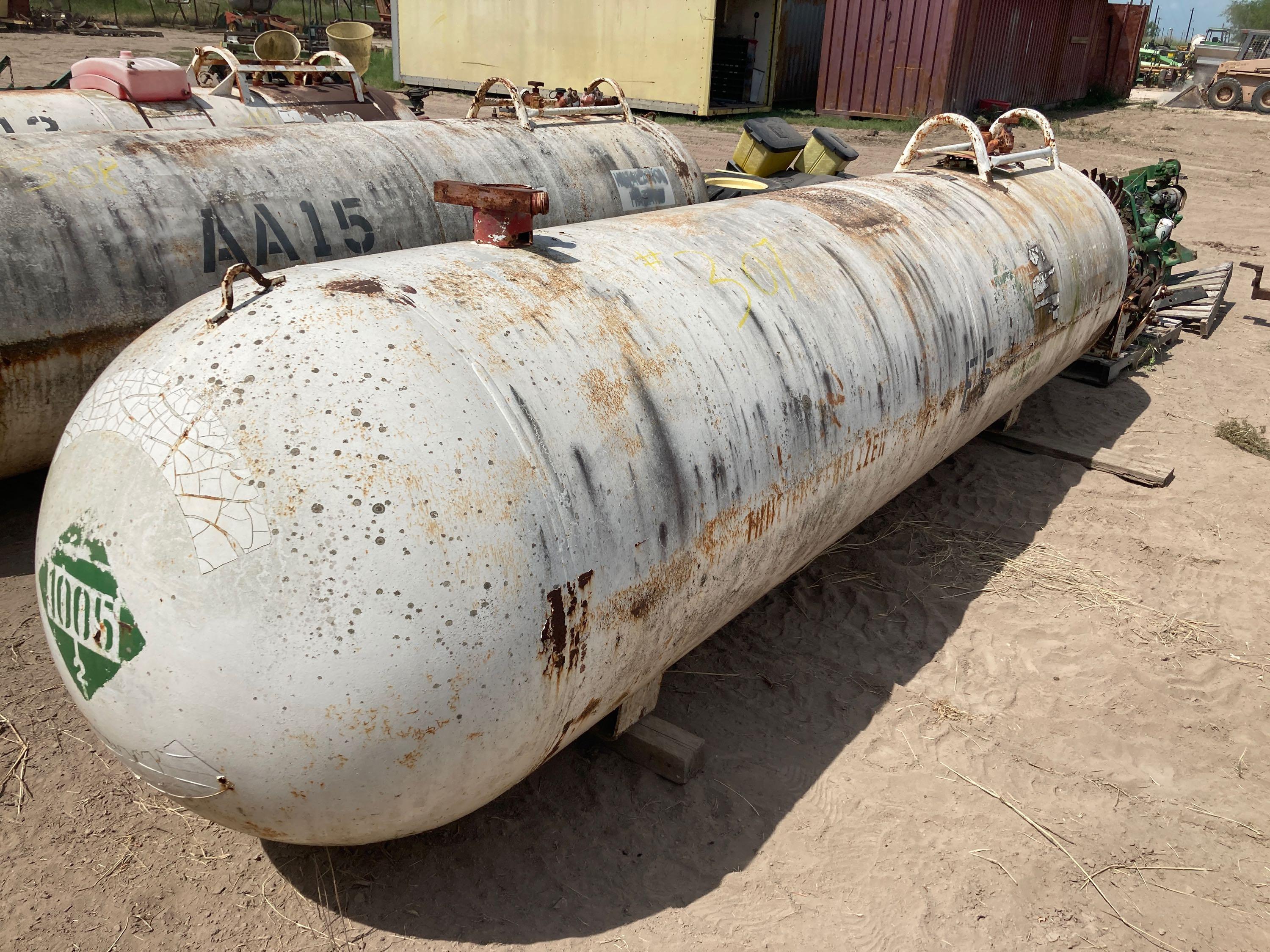 1,000 Gal. Fuel Tank