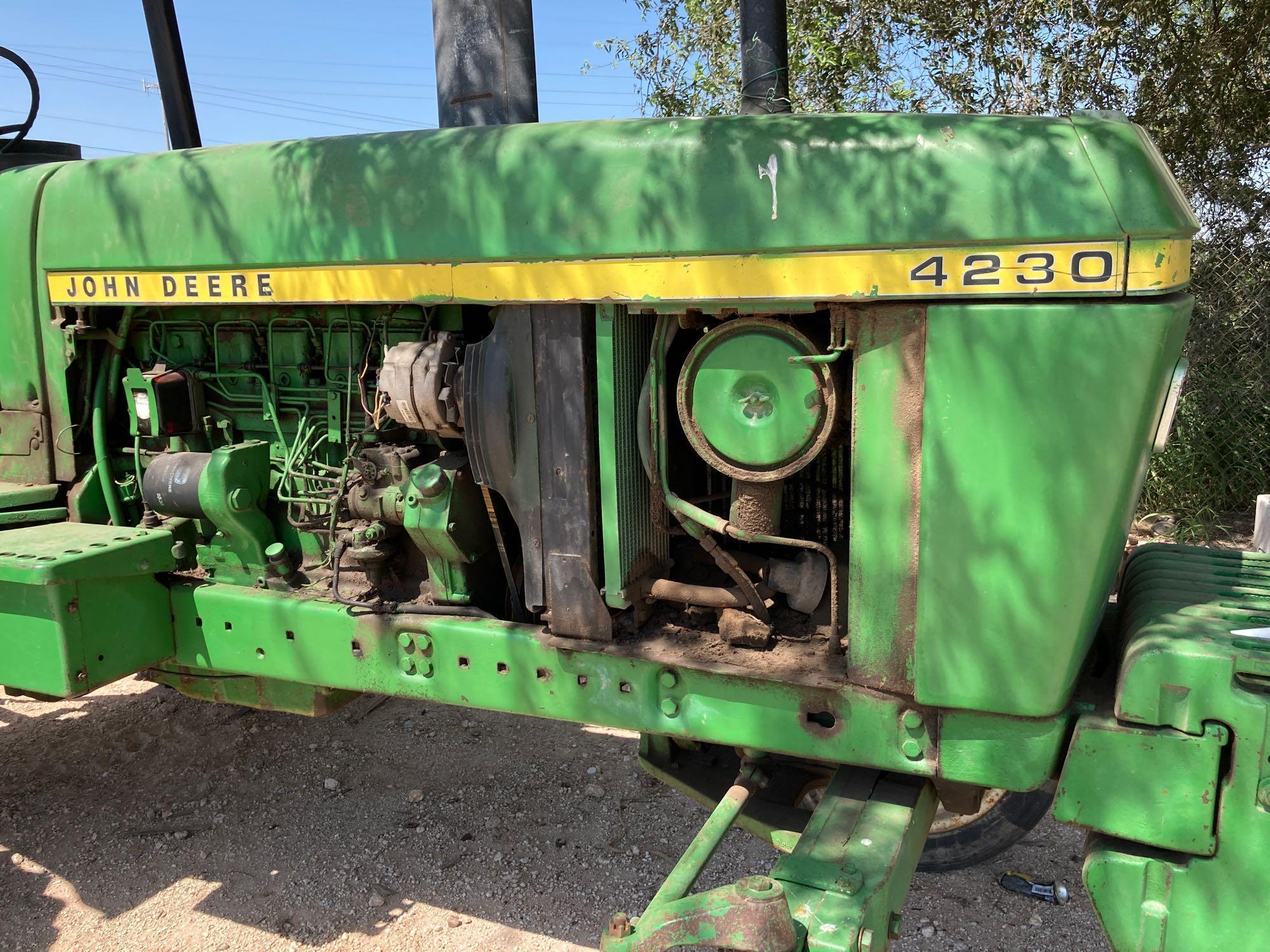 4230 John Deere Tractor SRL# 4230OP-03466OR