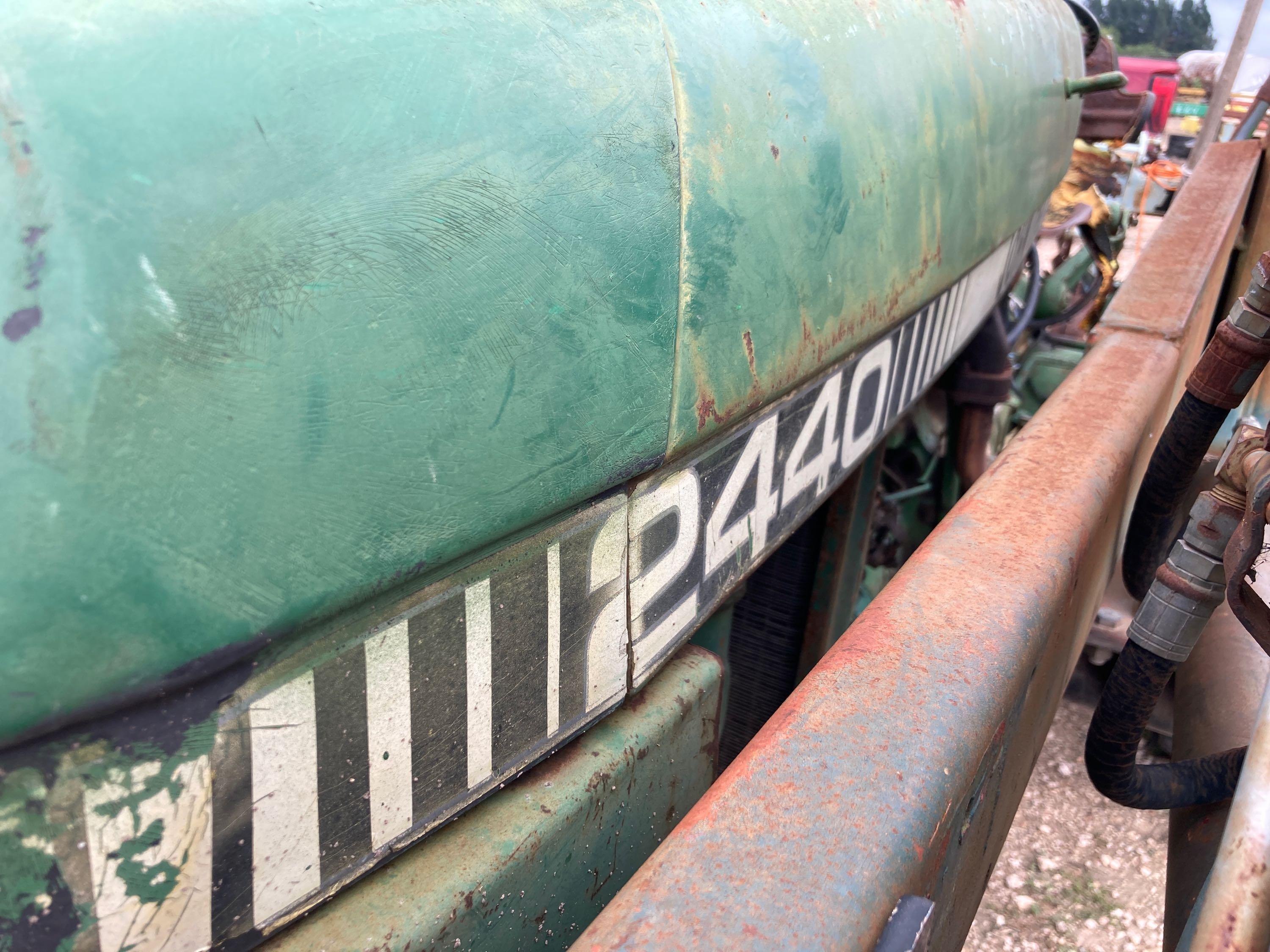 John Deere 2440 Tractor w/Front Loader