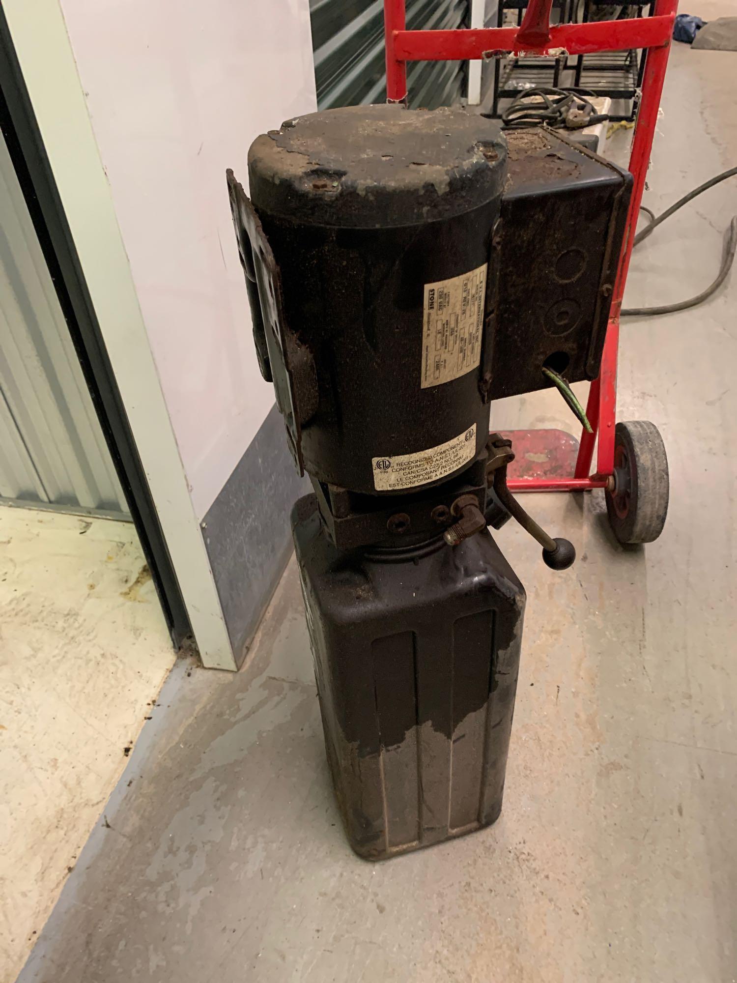 (2) Hyd. Pumps with Plastic Tank (Room 405)