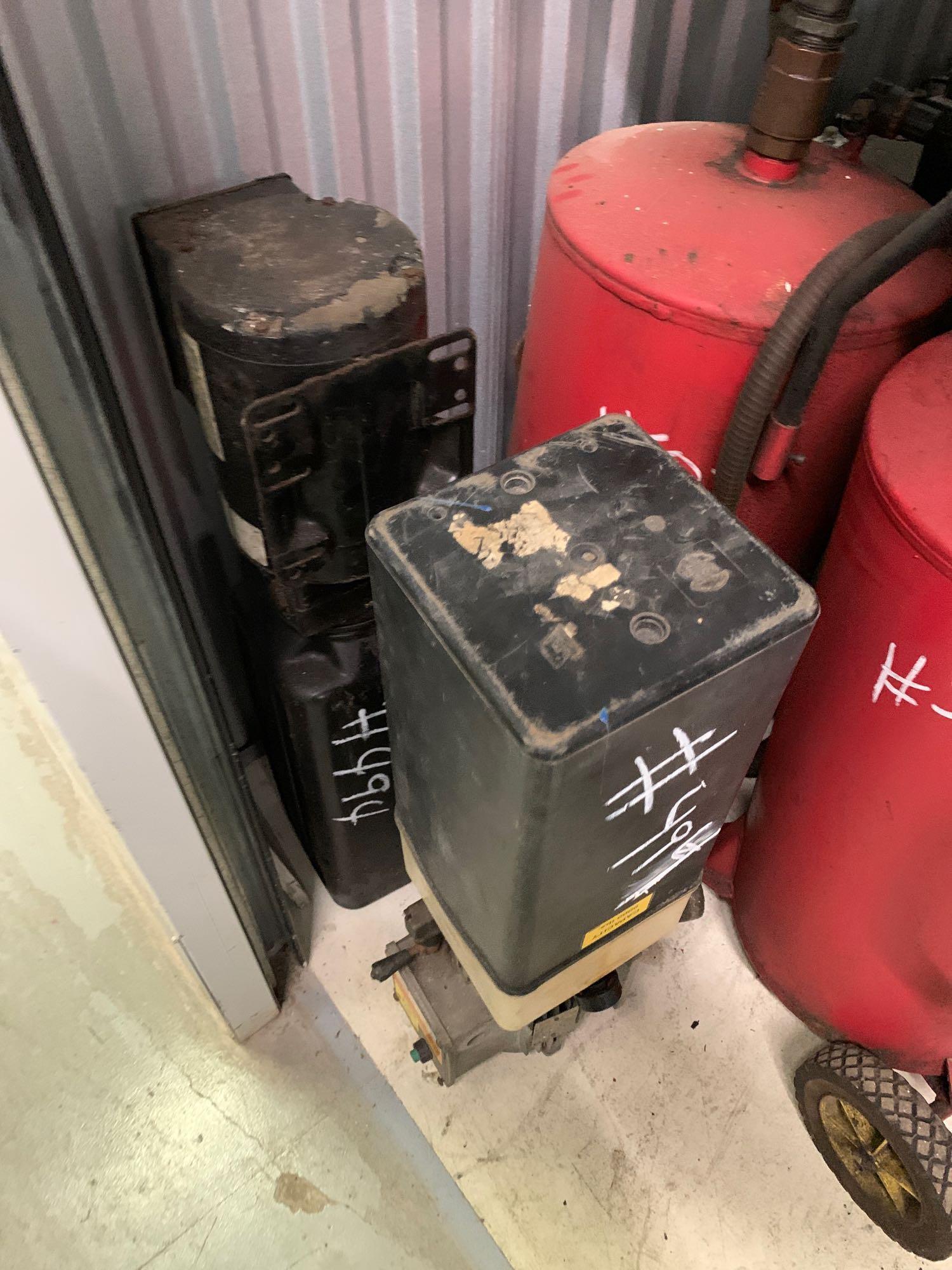 (2) Hyd. Pumps with Plastic Tank (Room 405)