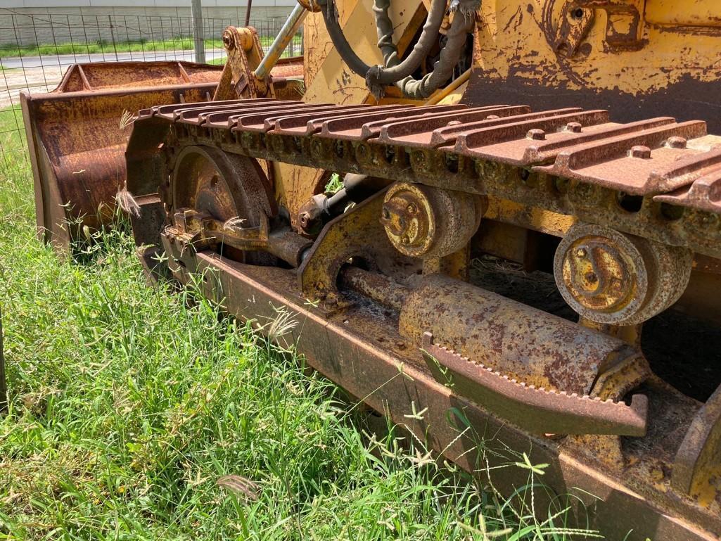 555G John Deere Crawler Loader