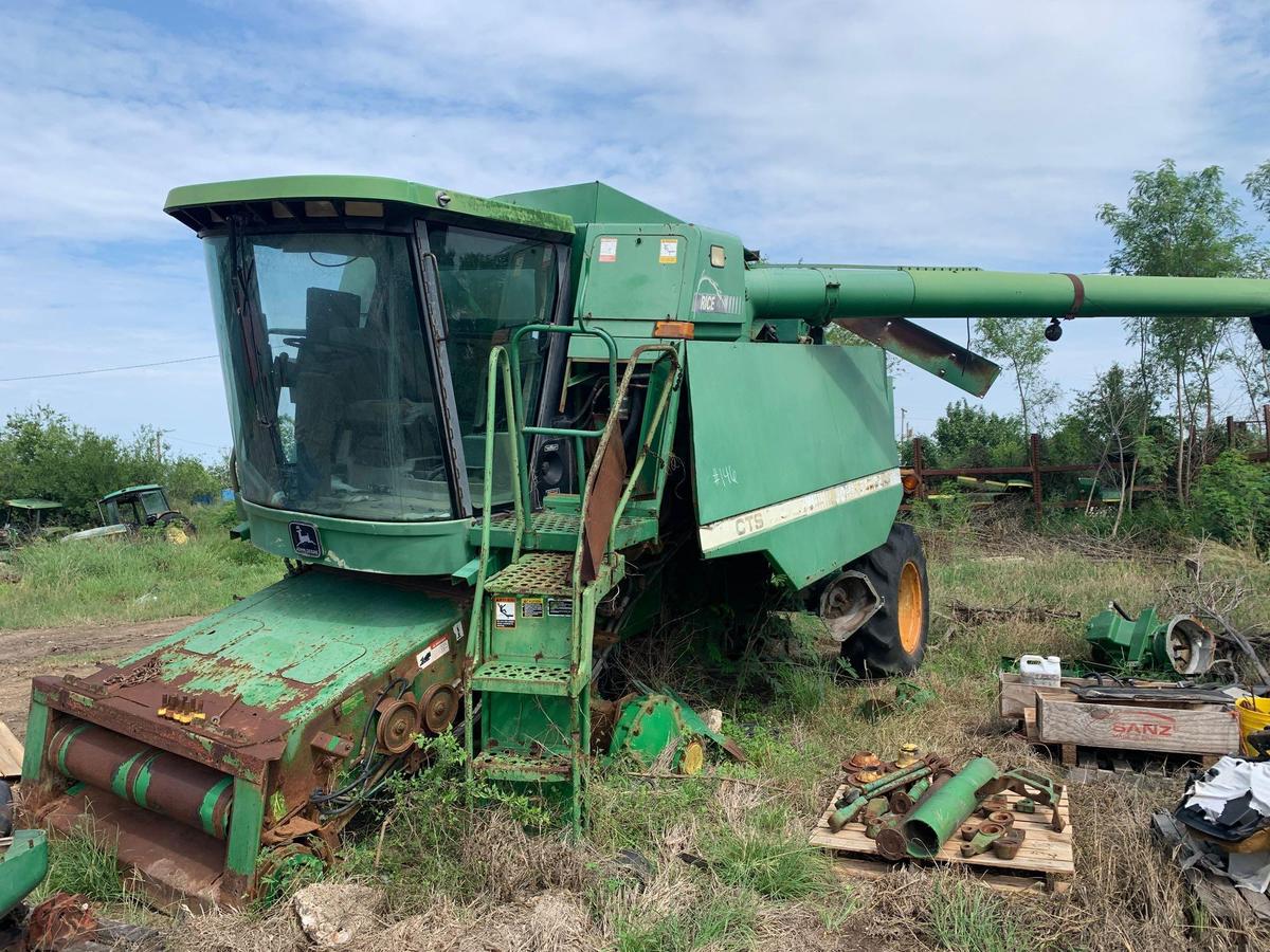 CTS John Deere Combine Frame S# H00CTSX655584 Incomplete, No Motor, Missing Parts