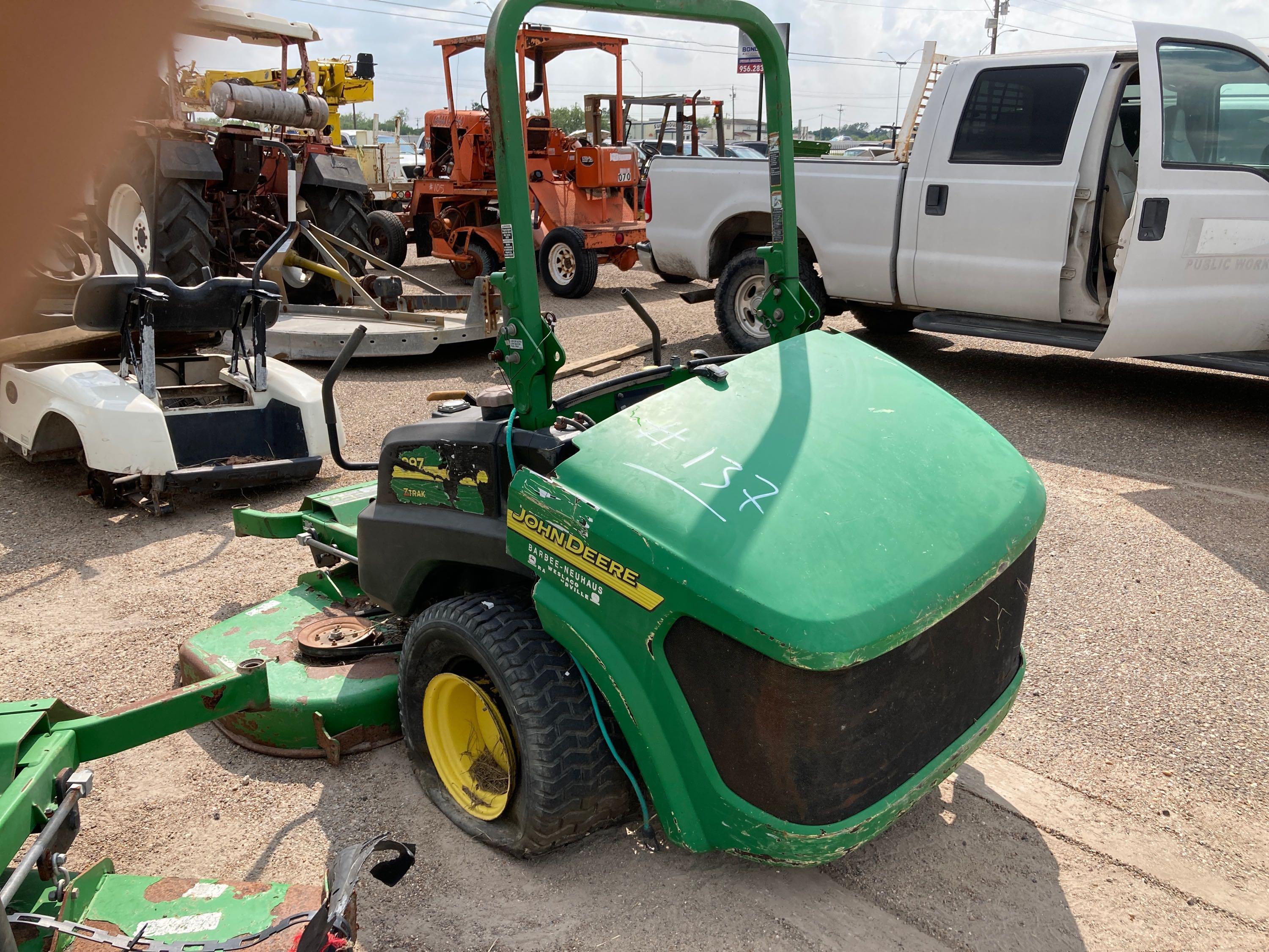 John Deere 997 Mower (MISSING PARTS, INCOMPLETE) S#TC997SC041637