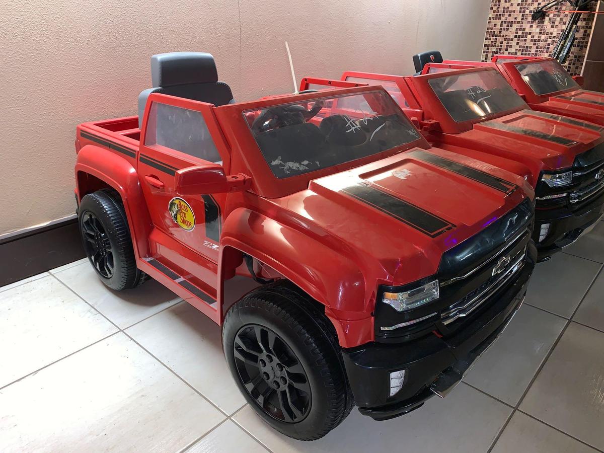 Children Electric Car Red(Chevy Z71 Silverado)