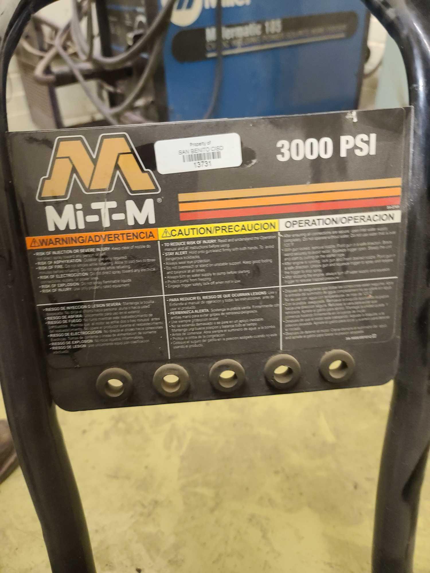 Mi-T-M 3000 Psi Pressure Washer
