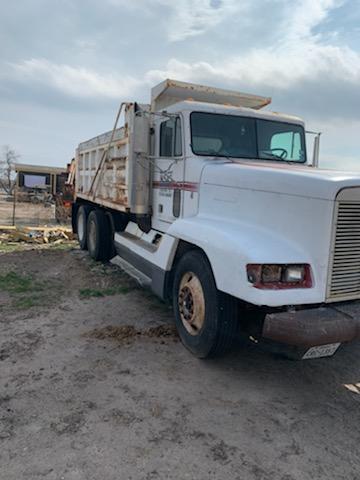 1990 Freightliner FLD120 Dump Truck, VIN # 1FUYDCYB1LP370781