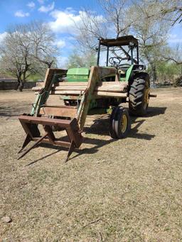 John Deere 4430 w/Frontend Loader