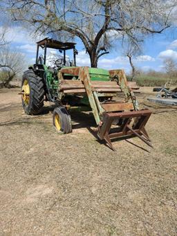 John Deere 4430 w/Frontend Loader