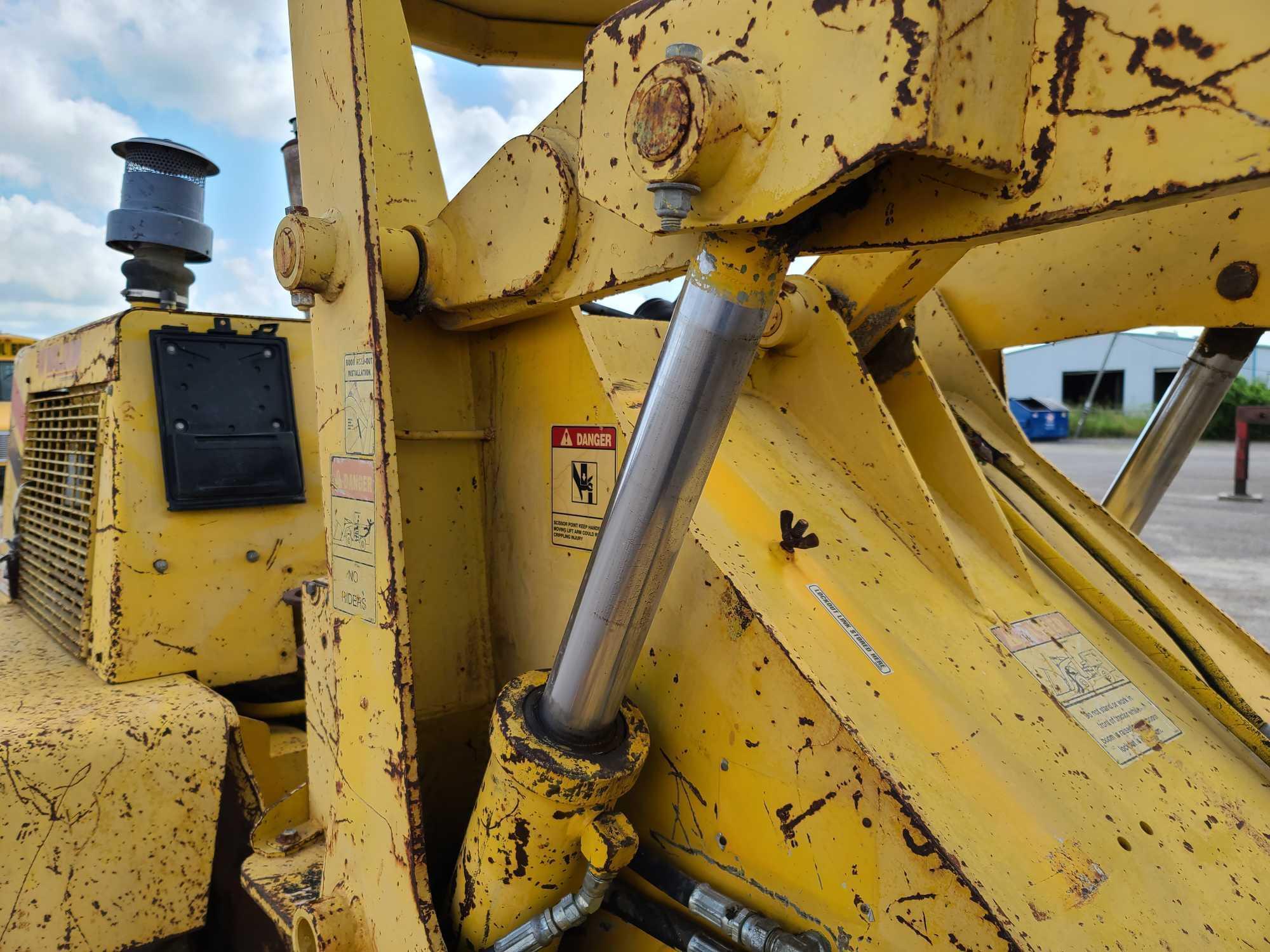 Waldon 8500C Compact Wheel Loader