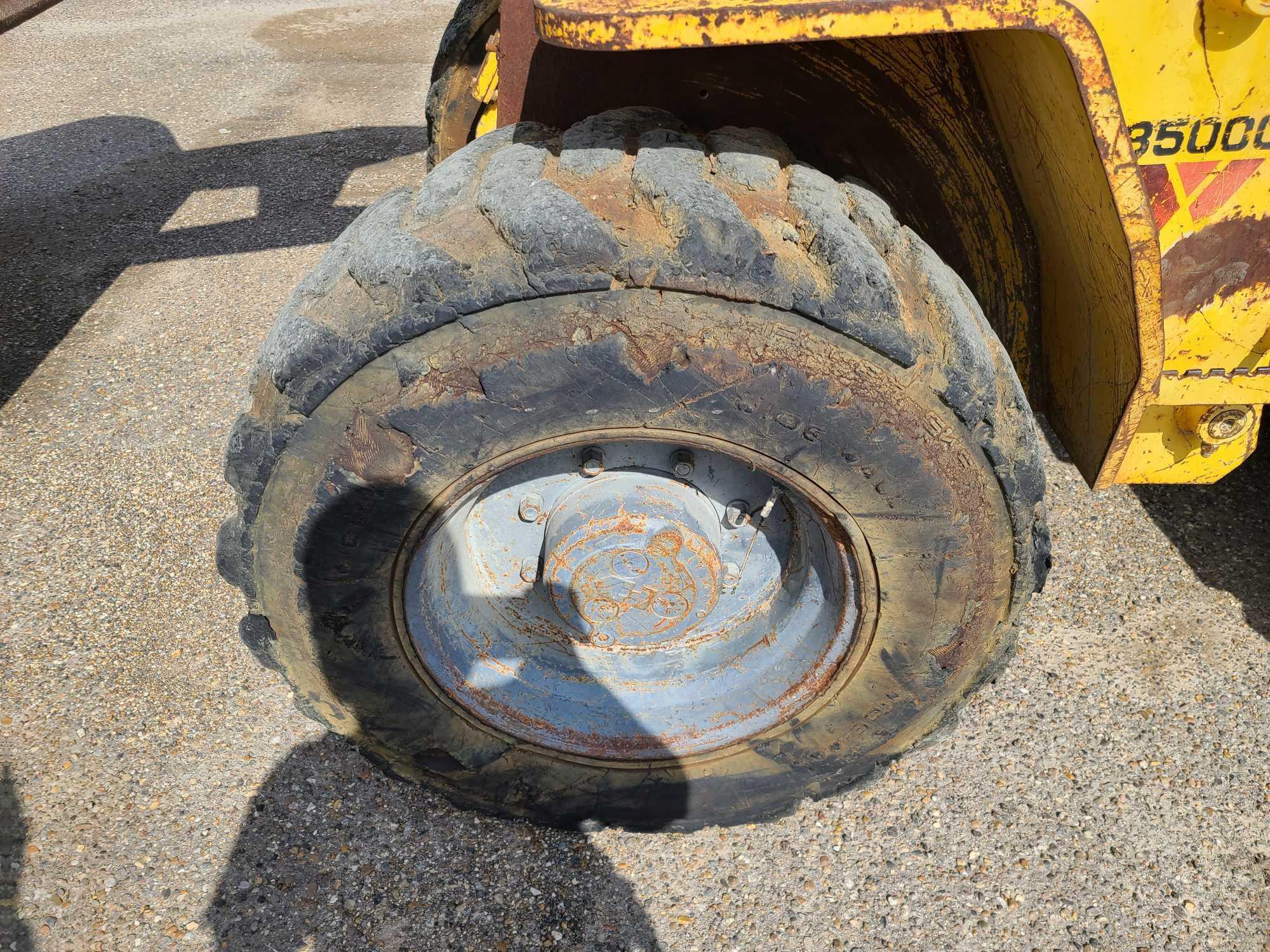 Waldon 8500C Compact Wheel Loader