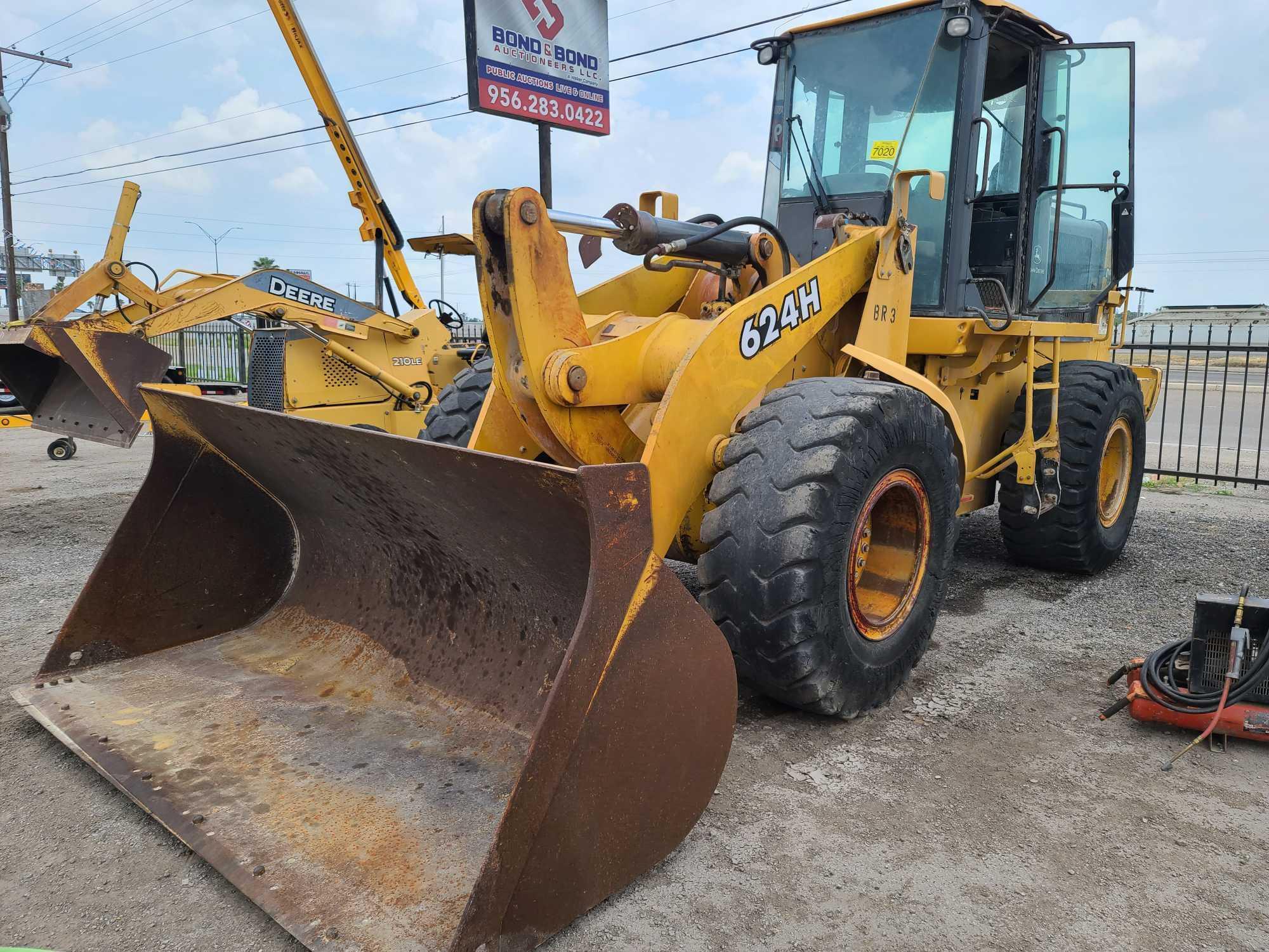 John Deere 624 H Wheel Loader