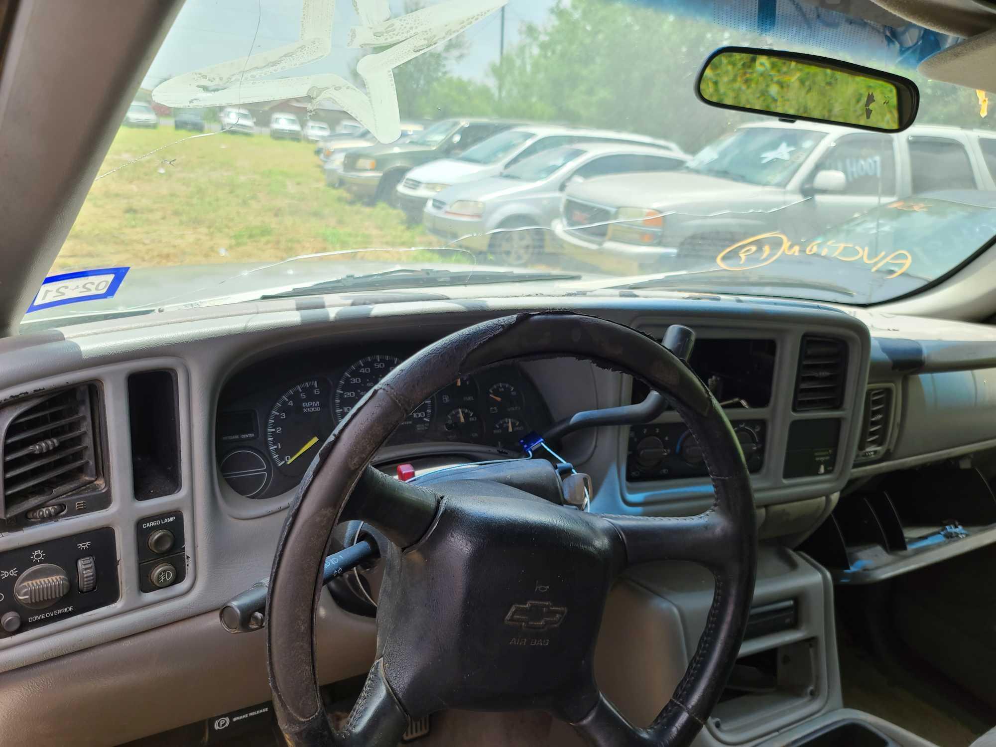 2000 Chevrolet Silverado Pickup Truck, VIN # 1GCEC19T4YZ147445